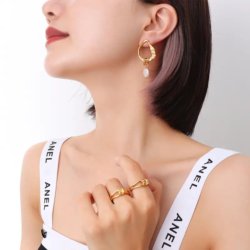 Demi Geometric Earrings