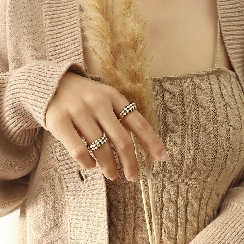 Jaxson Checkered Ring