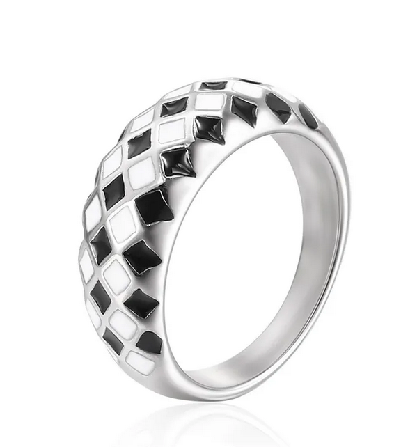 Jaxson Checkered Ring