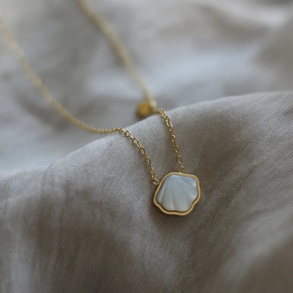 Lyla Shell Necklace