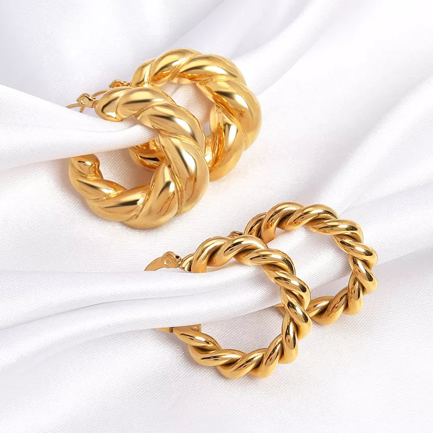 Ari Croissant Earrings