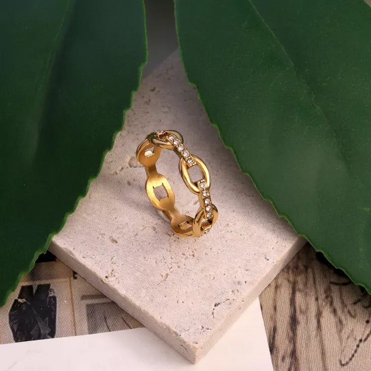 Miley Ring