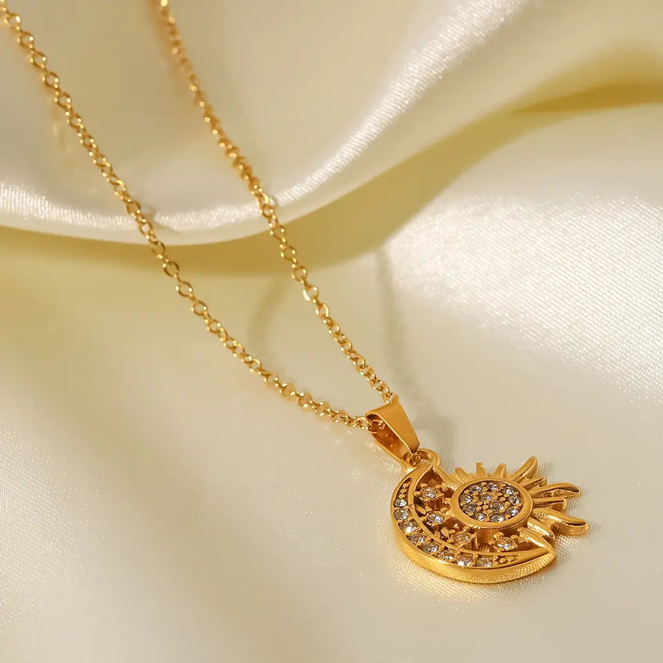 Soltace Necklace